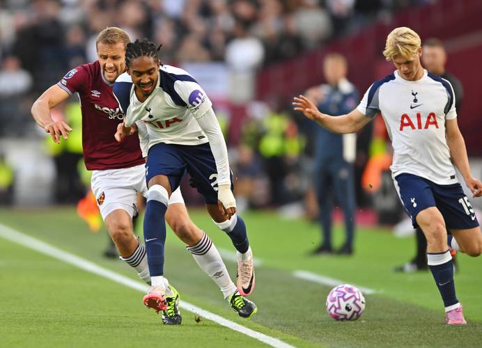 从13连败到斩绿军！西亚卡姆致命抛投，步行者复仇成功告别联盟垫底