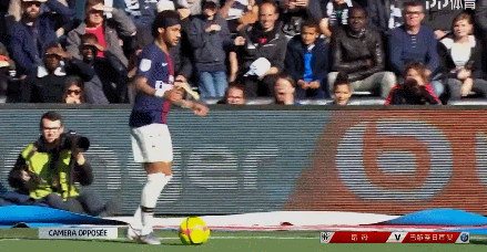 记者：巴萨将在西超杯决赛结束后官宣坎塞洛，目前专注于比赛