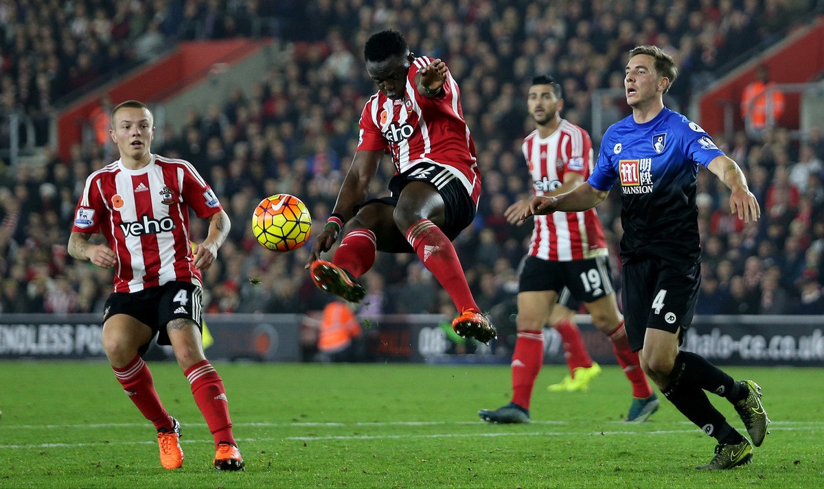 S5《最终幻想7：重制版》偷跑 解决了房门贴图问