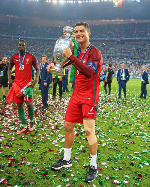 黑曜石《宣誓》Steam价格永降：发售不到一年对半砍！