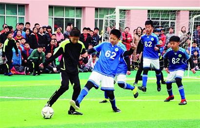 勇士惜败快船！巴特勒锁死伦纳德，防守亮眼，库里+众将打铁！